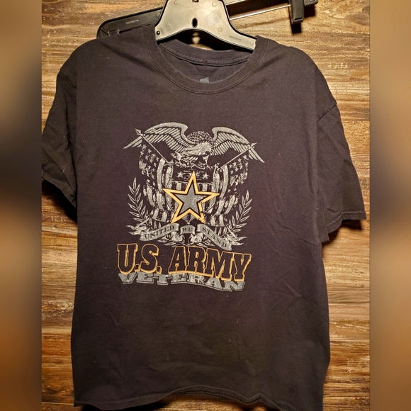 U.S. Army | Shirts | Us Army Veteran Tshirt Large Mens Made In Usa ...